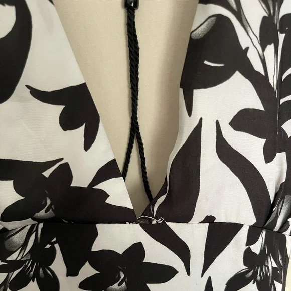 Bb Dakota Larissa lotus printed beaded tie back maxi dress GUC size Small - Picture 4 of 7